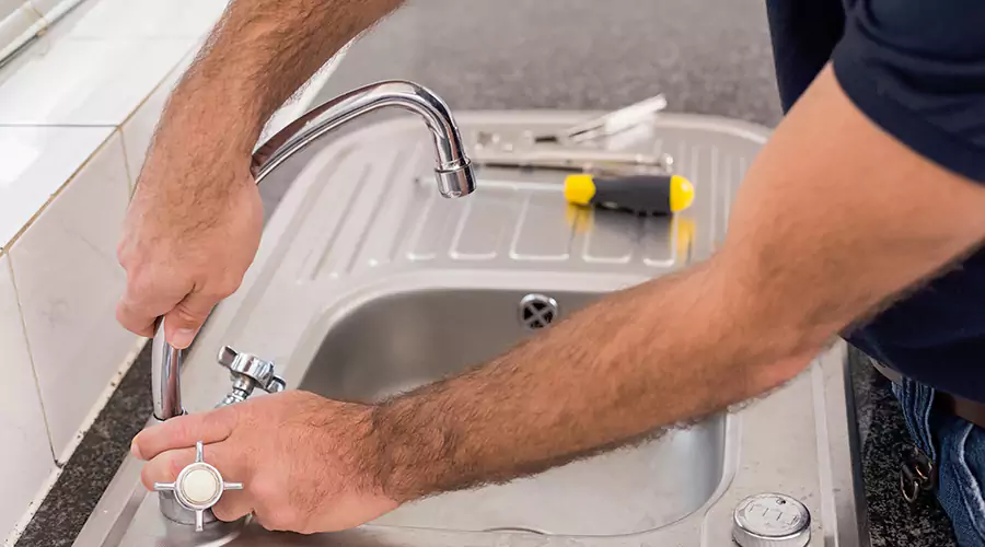 Tips to Prevent Emergency Plumbing Issues Year Round